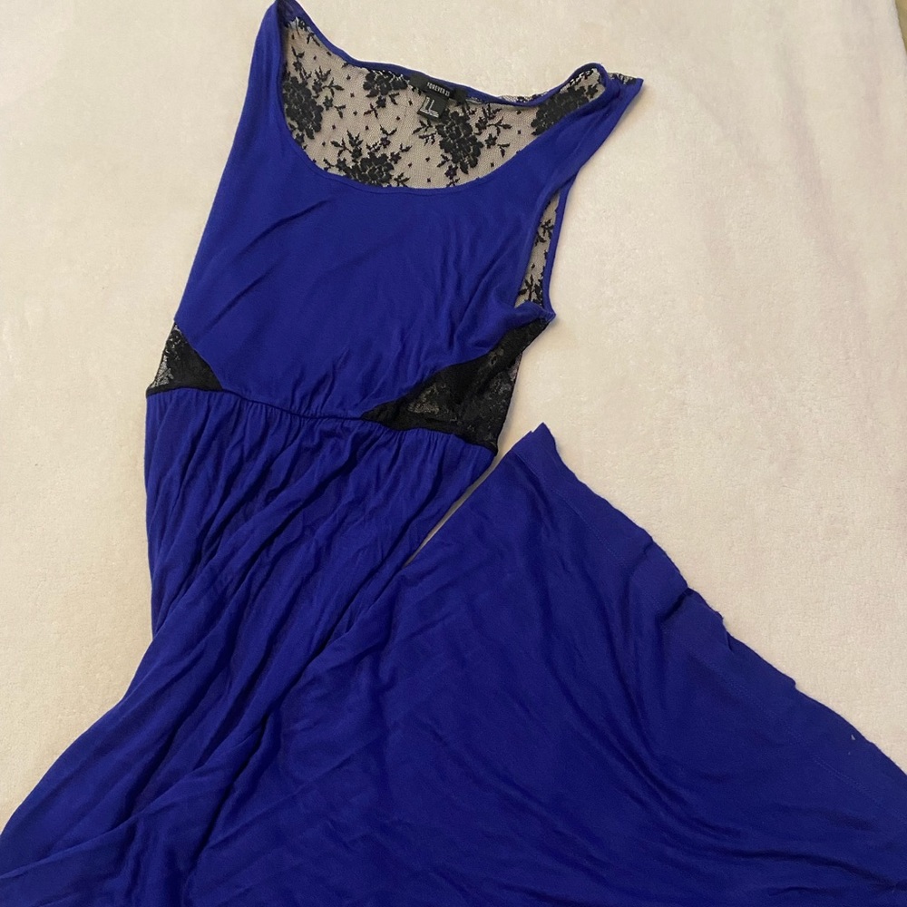 Forever 21 royal blue dress with black lace detail. Fitted at waist. Small.